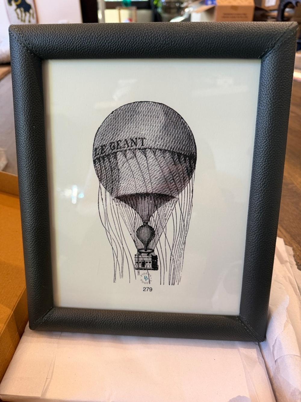 NIB Sark Green Leather “PIDGEON & POODLE” 8x10 Frame and picture